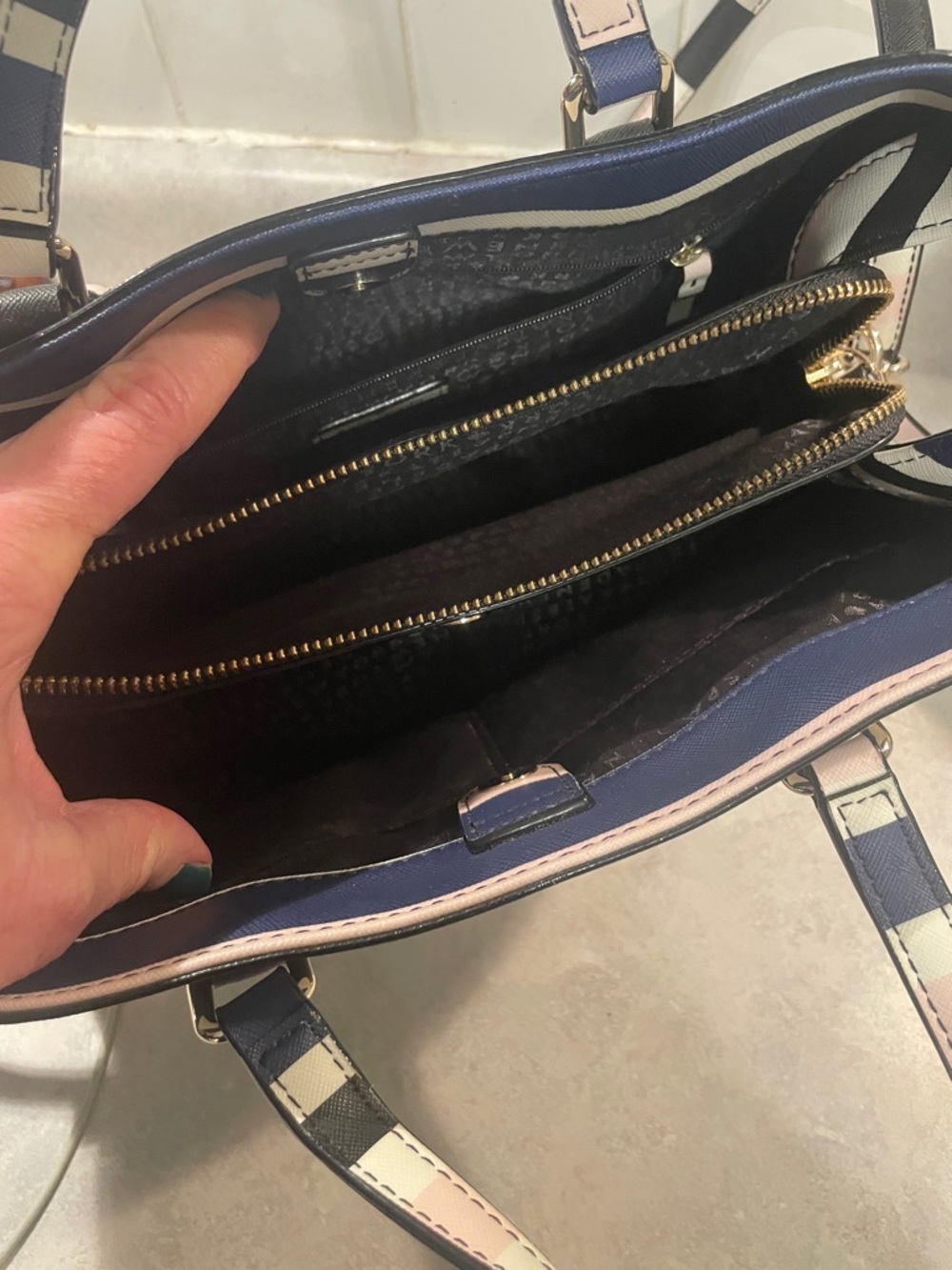 Kate Spade New York Evangelie Laurel Way Satchel/Crossbody - Picture 4 of 10